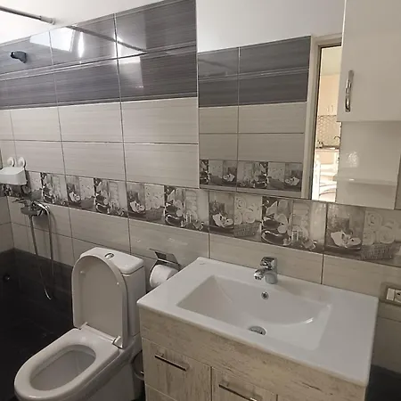 Pensionat Nitro - Sea And Garden 3*